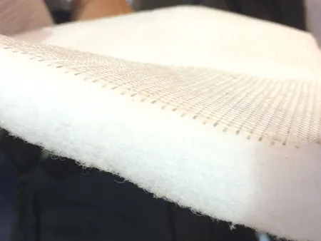Solución de producción de no tejidos para fabricante de productos de cama en Marruecos